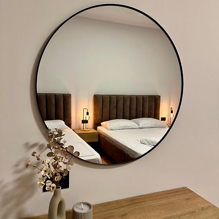 Lidia Apartments Саранда Екстер'єр фото
