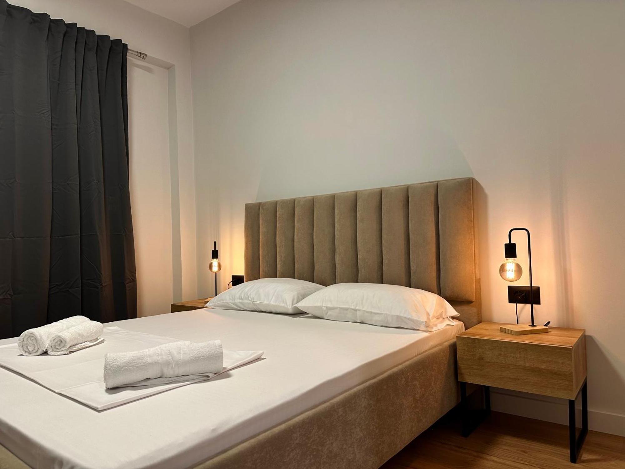 Lidia Apartments Саранда Екстер'єр фото