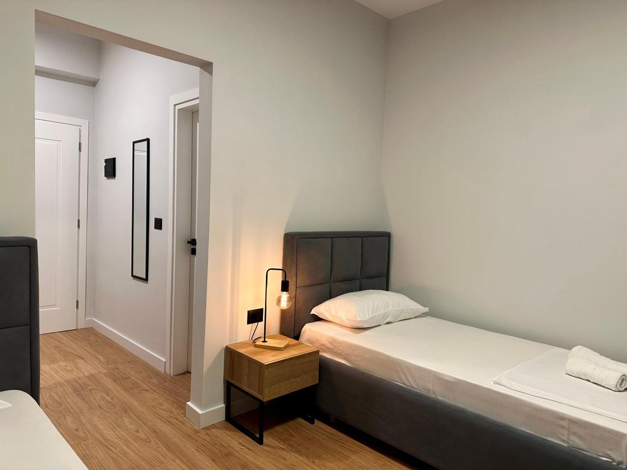 Lidia Apartments Саранда Екстер'єр фото
