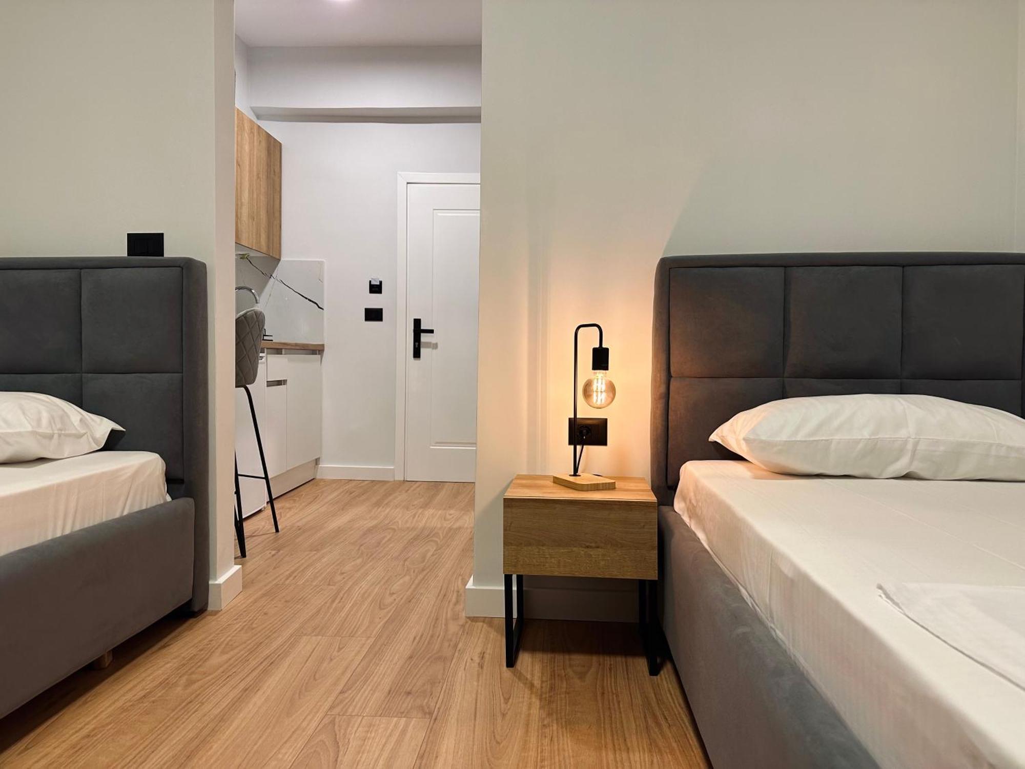 Lidia Apartments Саранда Екстер'єр фото
